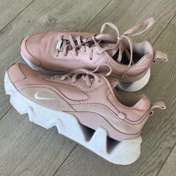 Nike RYZ